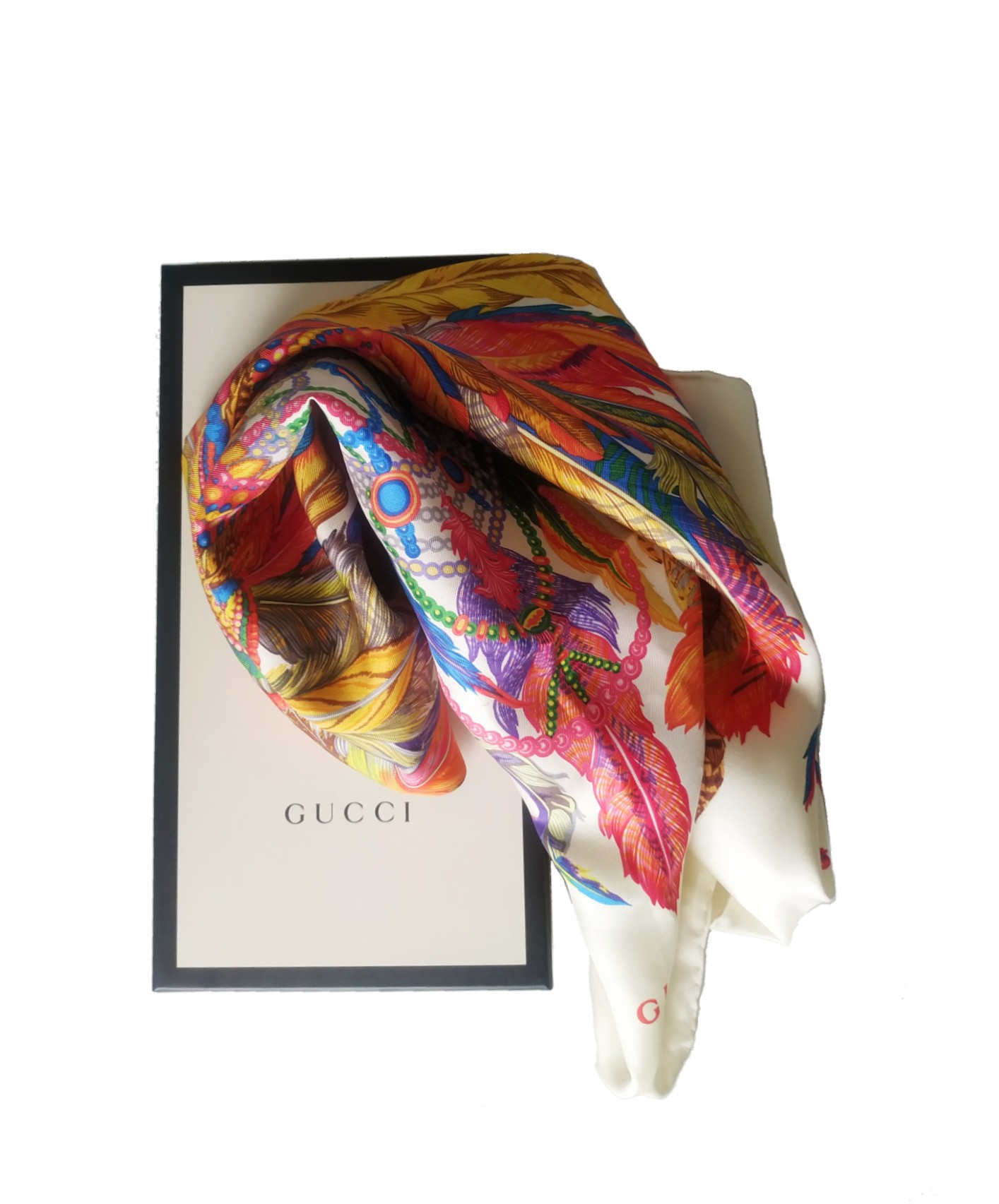 gucci shawl