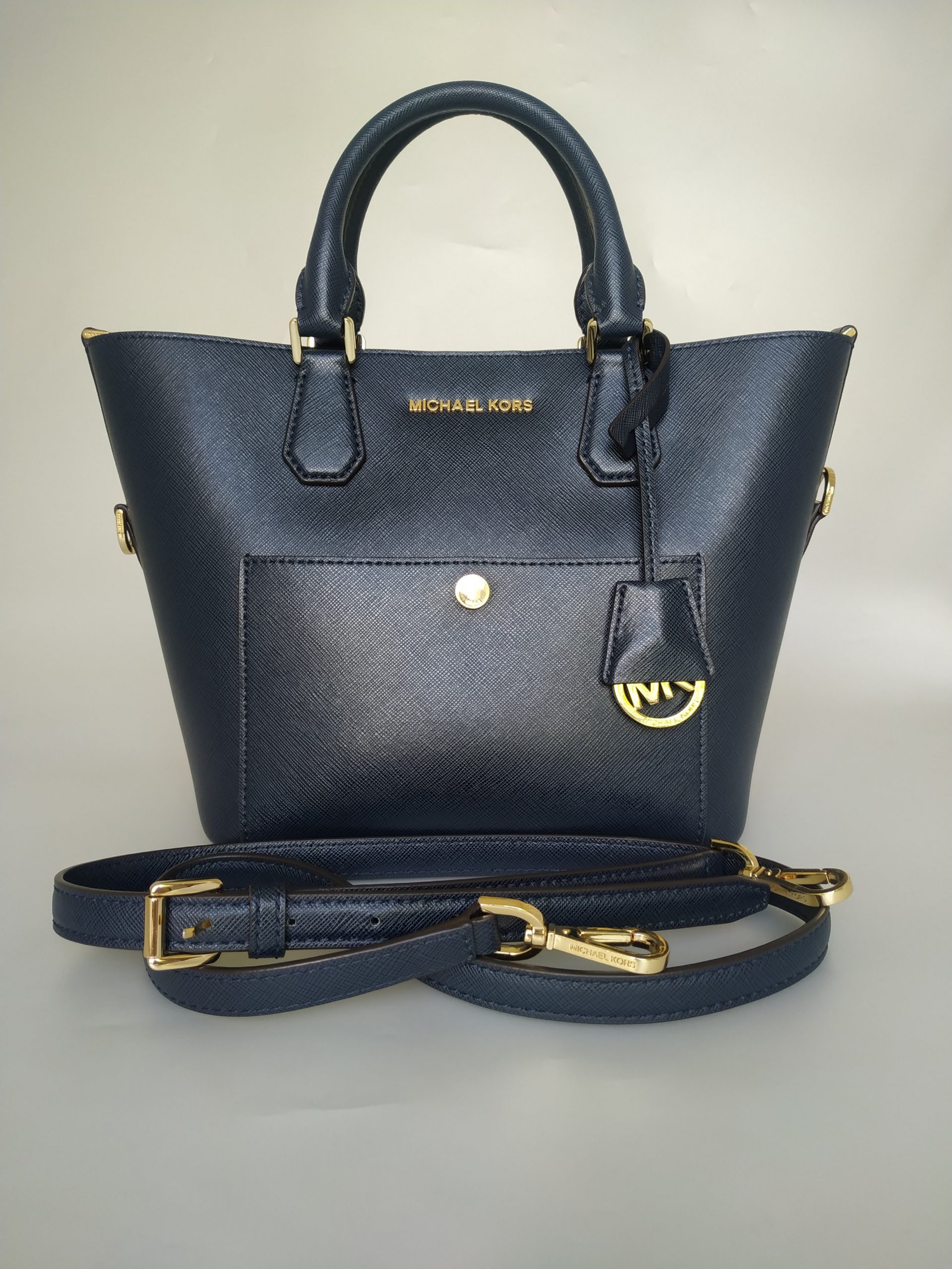 Michael Kors Navy & Blue Greenwich Medium Leather Bucket Bag
