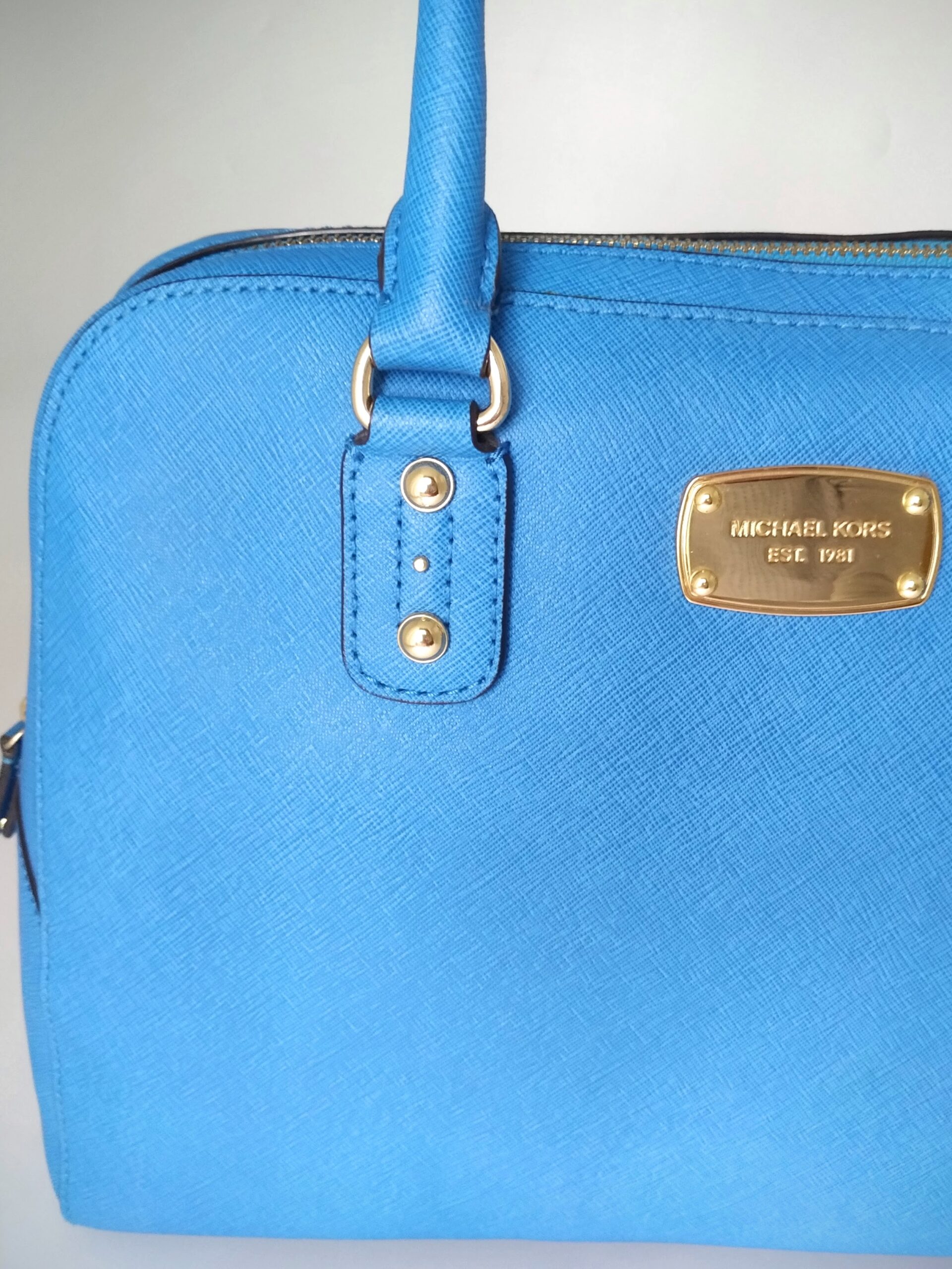 Michael Michael Kors Saffiano Leather Crossbody Bag ($240