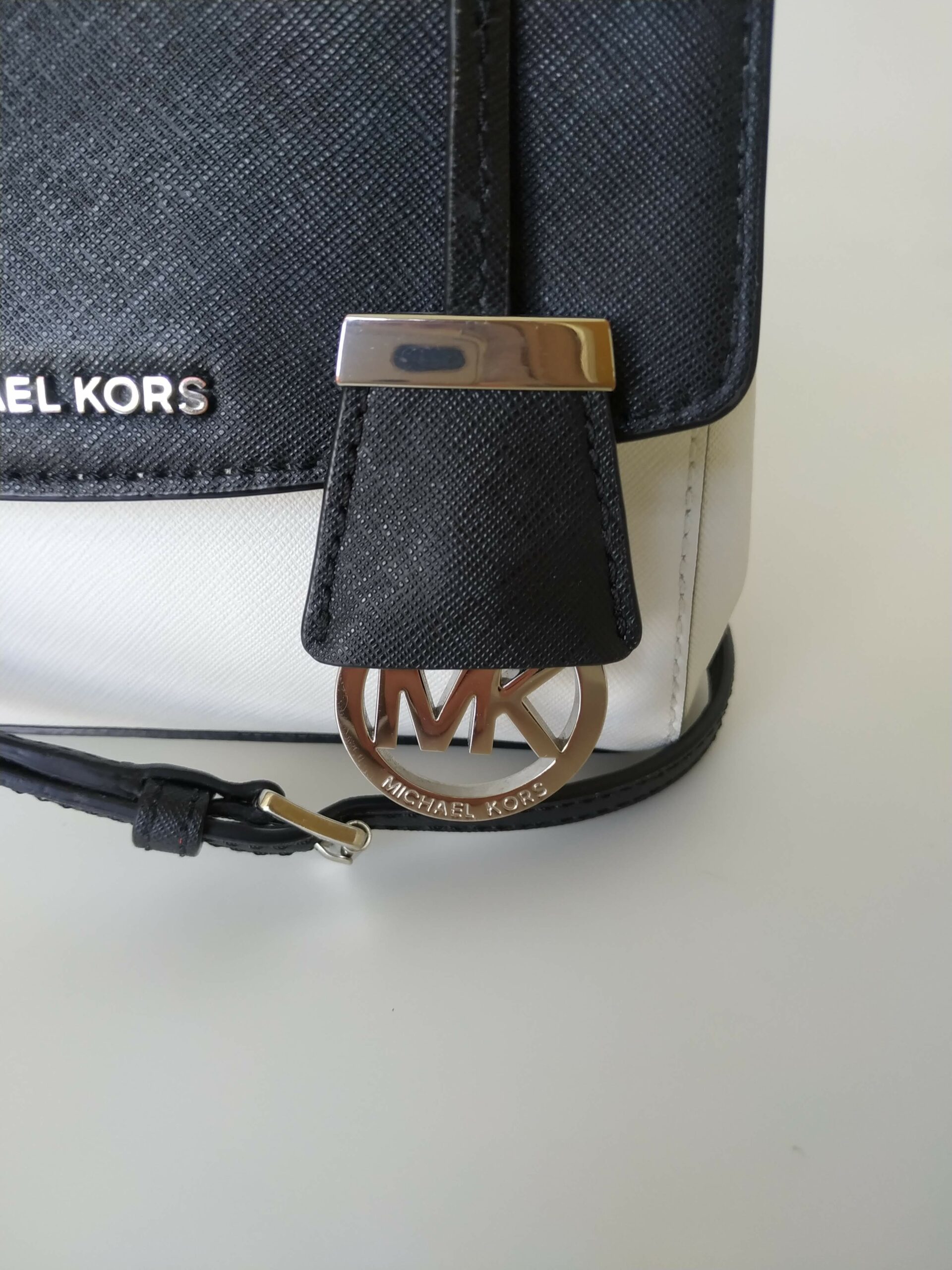 Michael Kors Mini Ava Crossbody White/Black - Earth Luxury