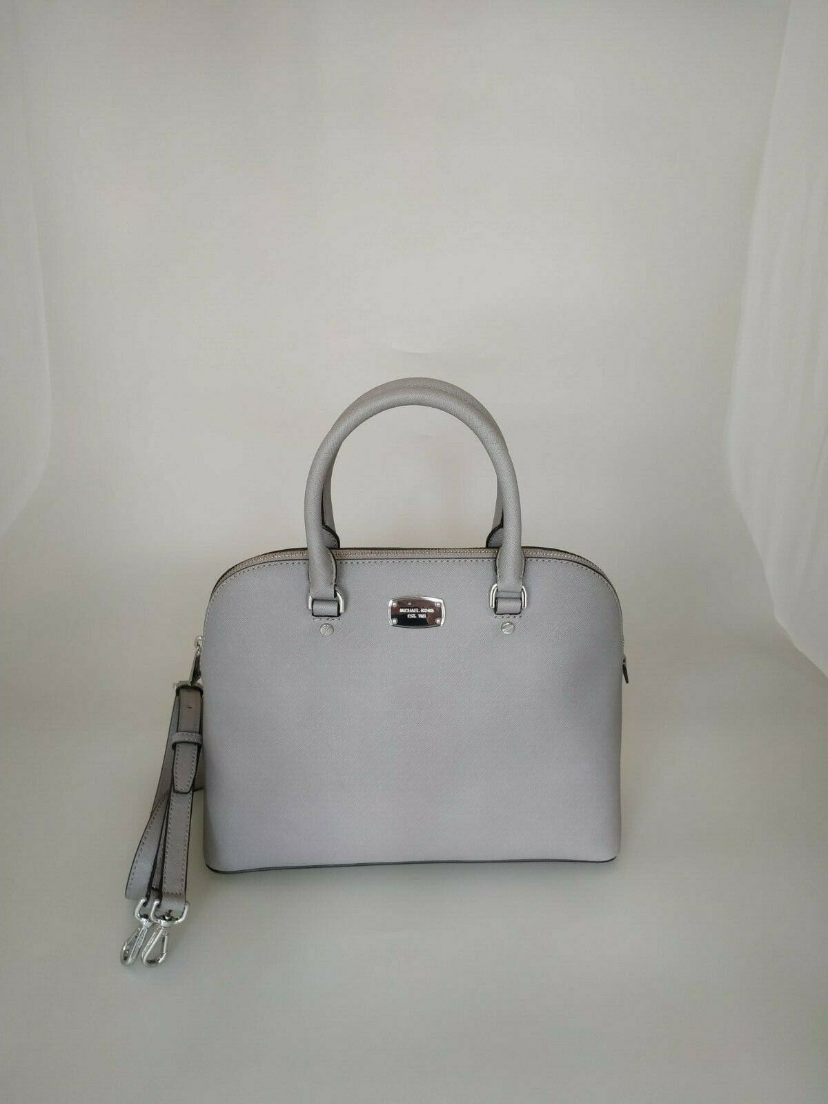 George Eliot Speciaal Kaap MK Michael Kors Cindy L Pearl Grey Saffiano Leather Bag - Earth Luxury