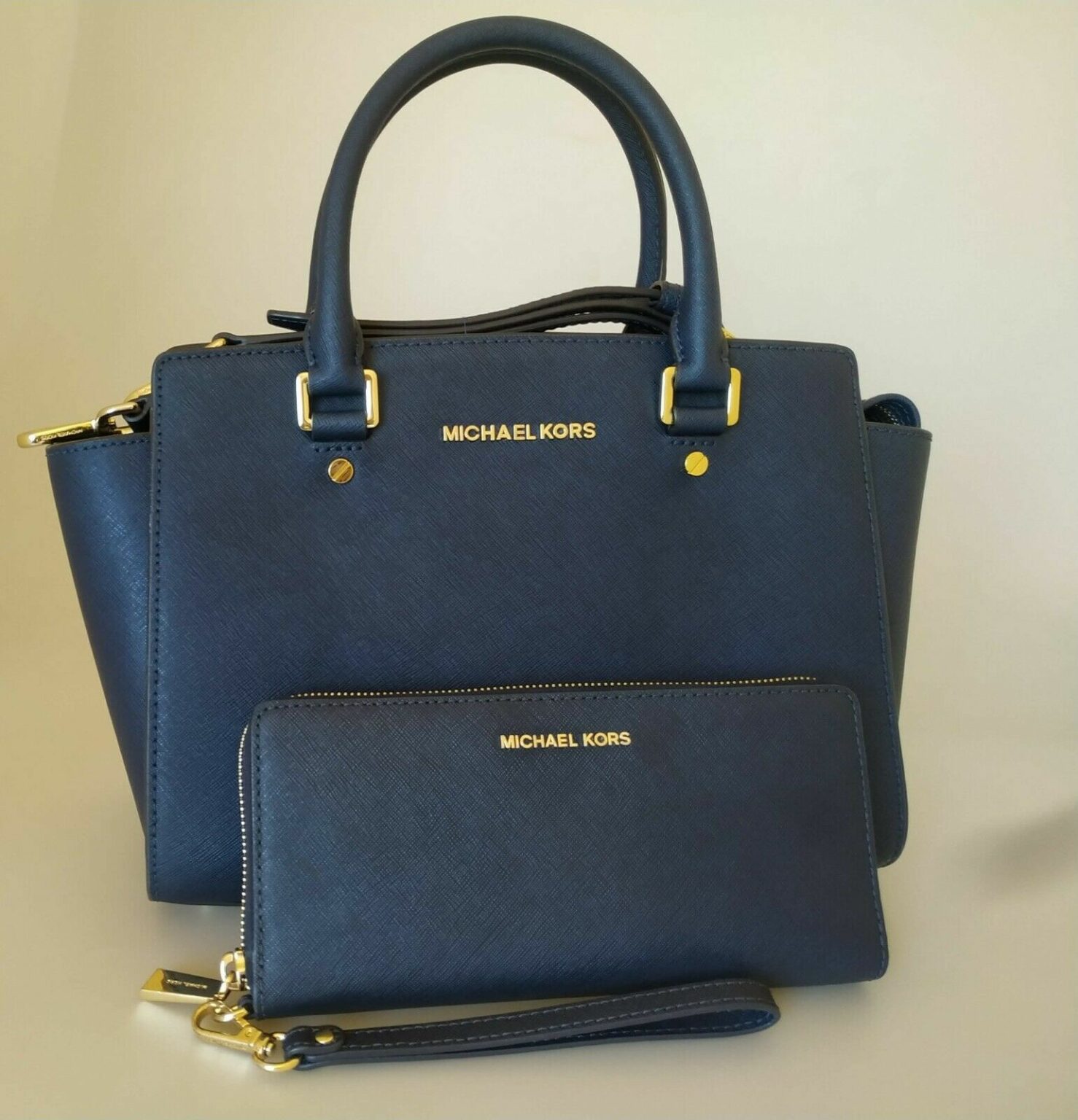 MK Michael Kors Selma Navy Saffiano Leather Bag & Wallet Set - Earth Luxury